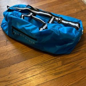 Perry Ellis duffle bag
